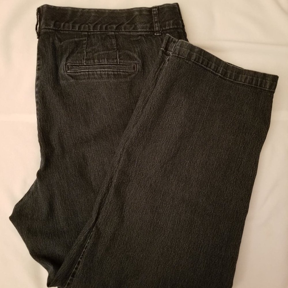 Jeans - Picture 1 of 5
